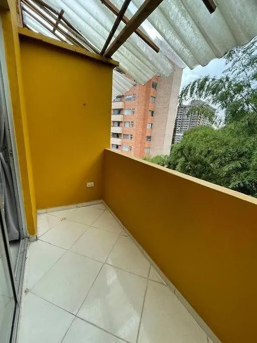 Two-Floor Aparment, Spacious And Quiet Sabaneta 0*,