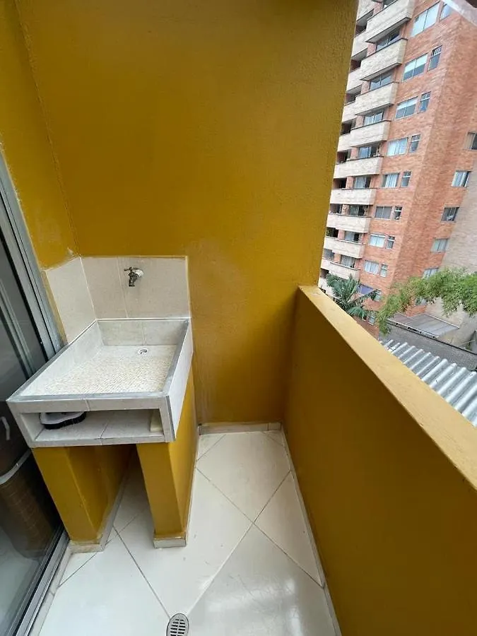 Two-Floor Aparment, Spacious And Quiet Sabaneta