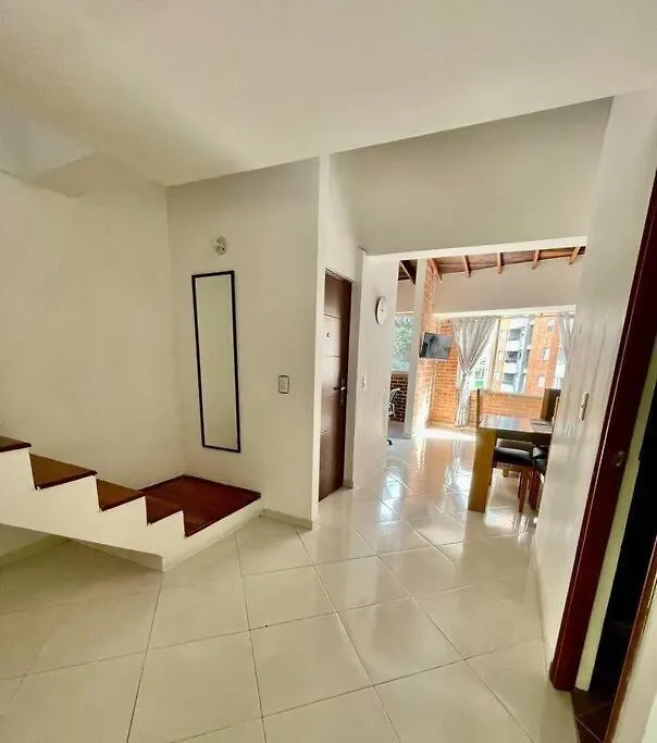 Apartment Two-Floor Aparment, Spacious And Quiet Sabaneta