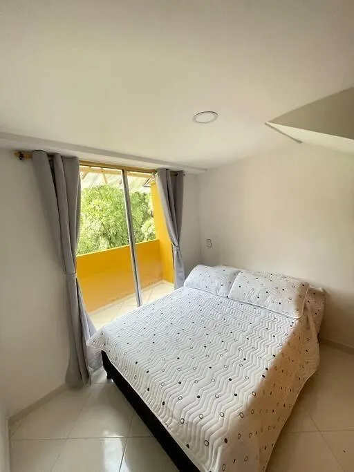 Two-Floor Aparment, Spacious And Quiet Sabaneta